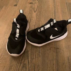 Nike toddler boys